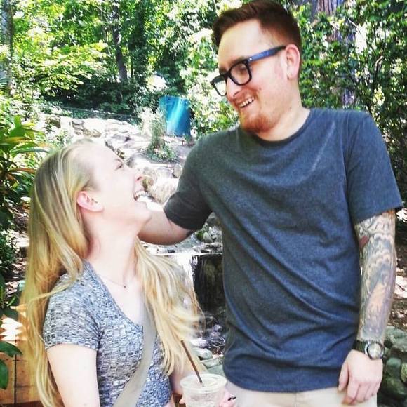 Meet your Posher, Amanda - Picture 1 of 1